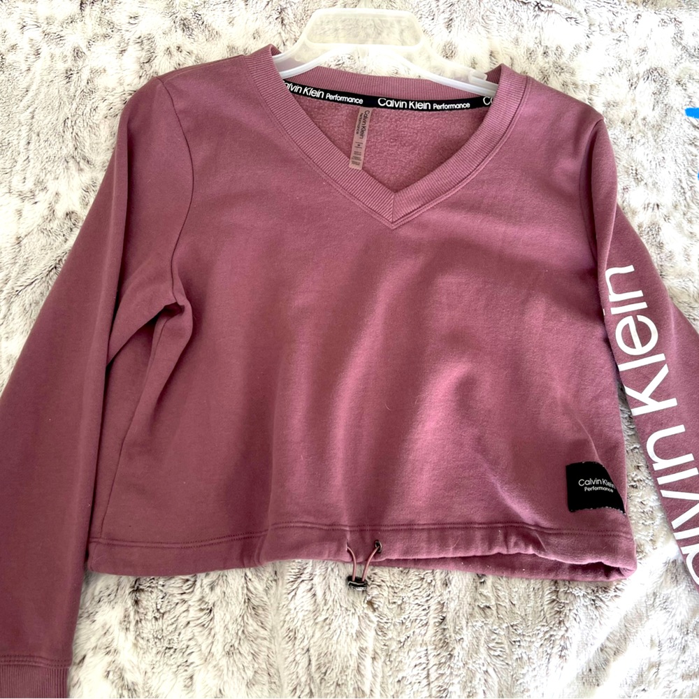 Calvin Klein Cropped Sweatshirt- Size: Women’s M